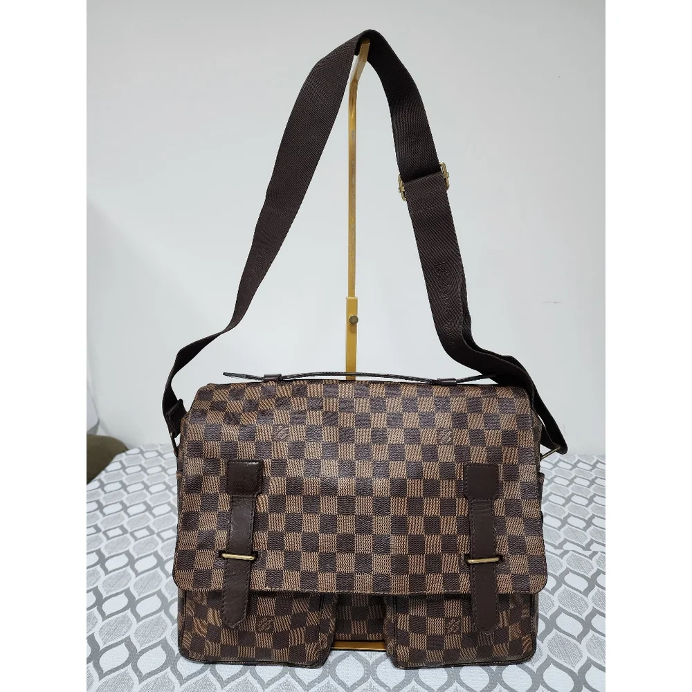LOUIS VUITTON Damier Ebene Broadway Messenger Bag Brown